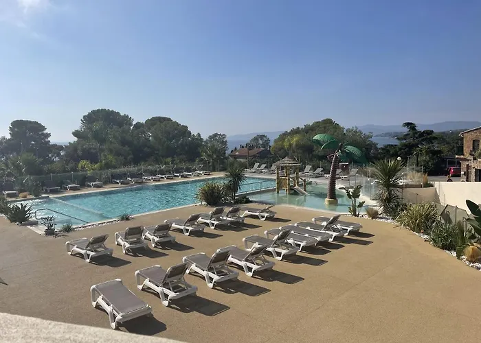 营地 Blue Horizon *